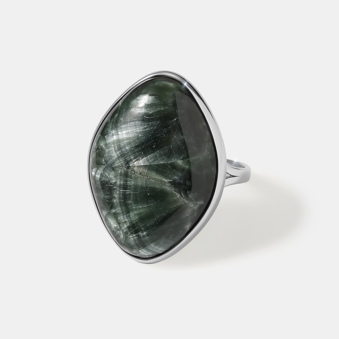 Серебряное кольцо с серафинитом