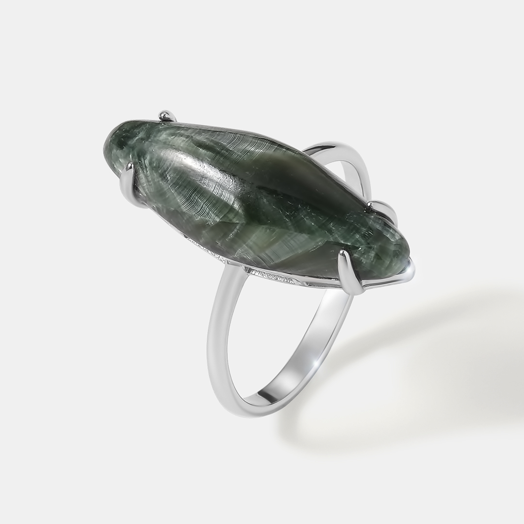 Серебряное кольцо с серафинитом