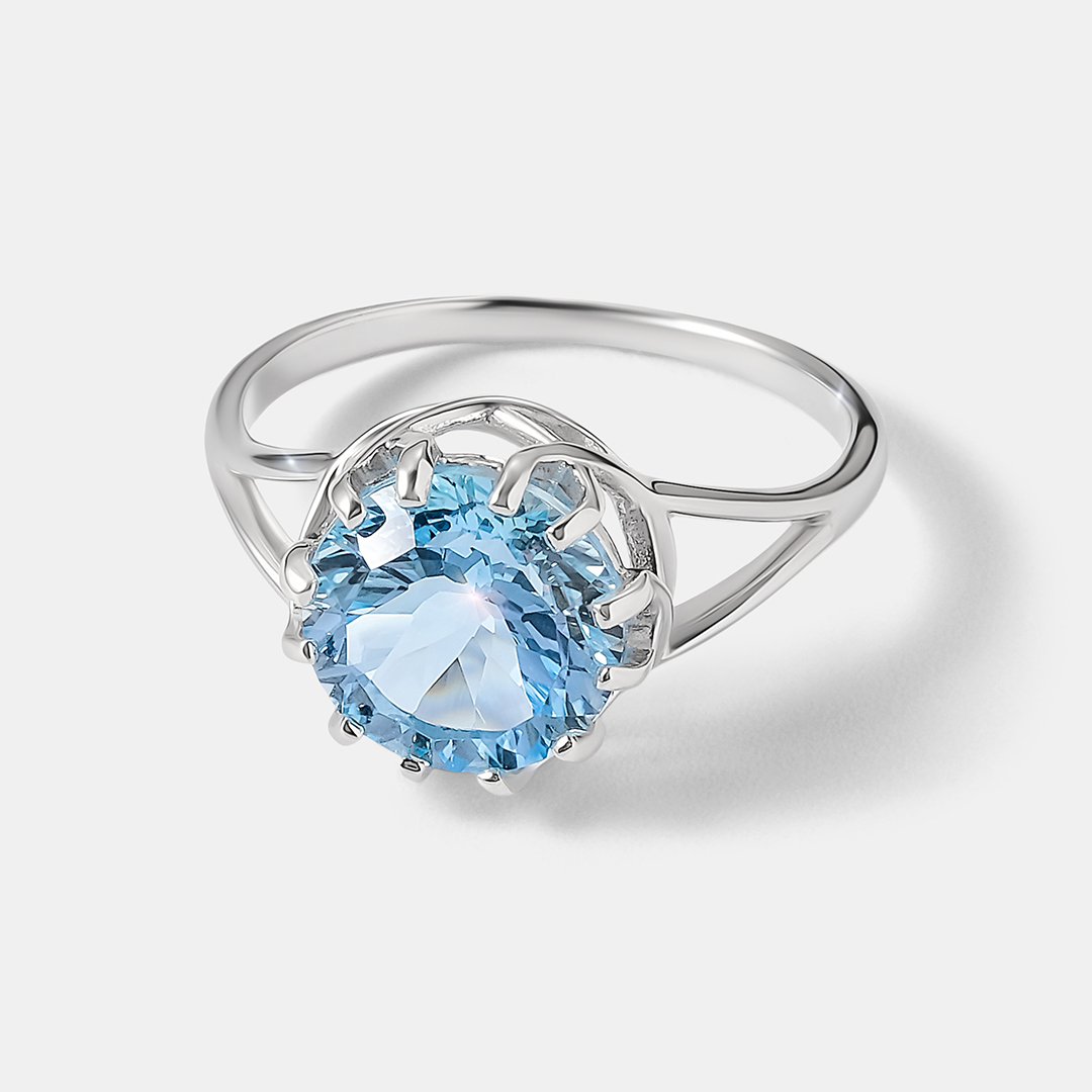 Серебряное кольцо с топазом