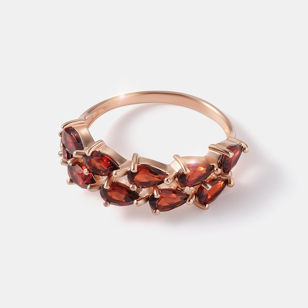Серебряное кольцо с гранатами