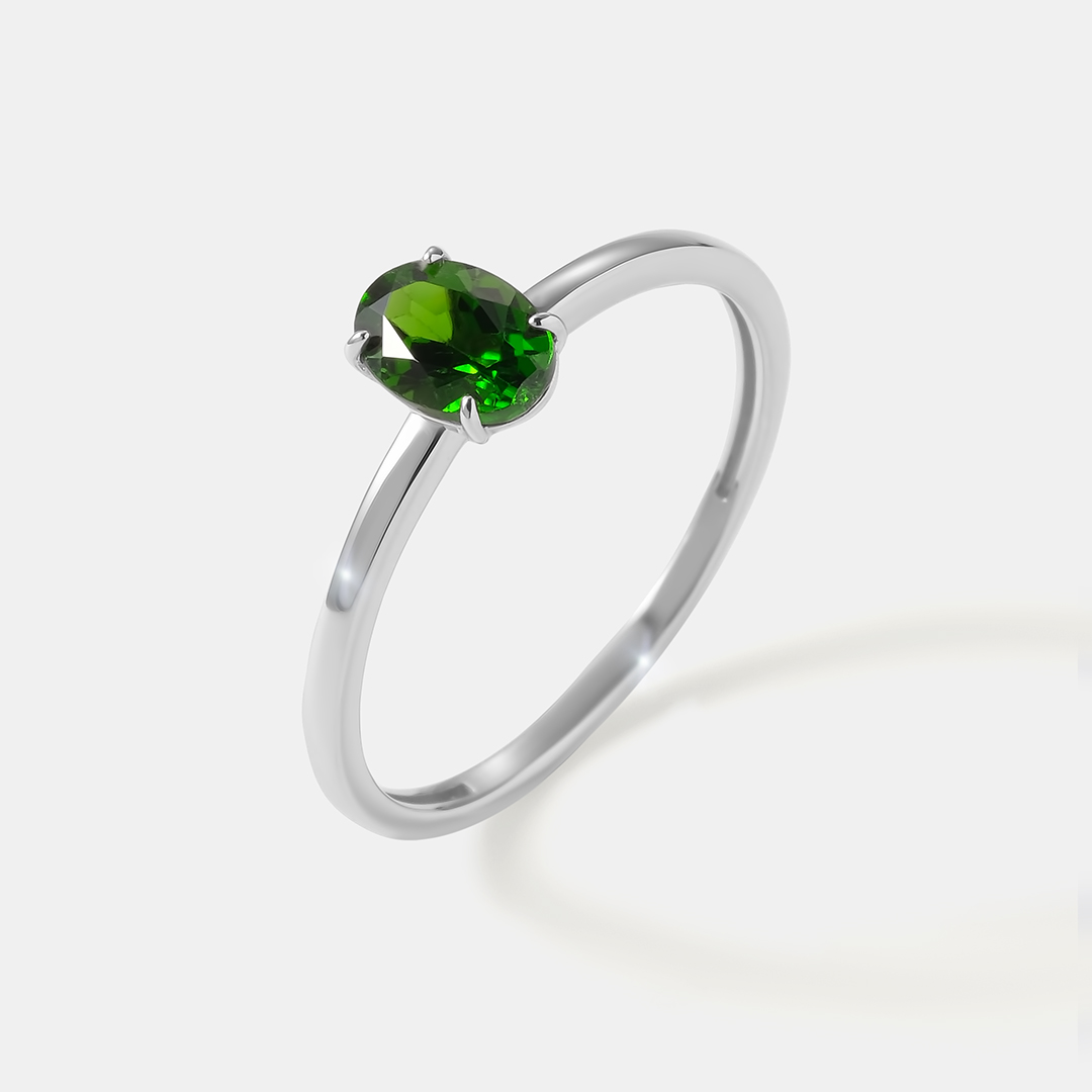 Серебряное кольцо с хромдиопсидом