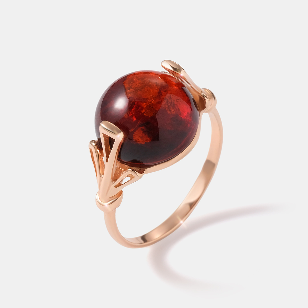 Серебряное кольцо с янтарем