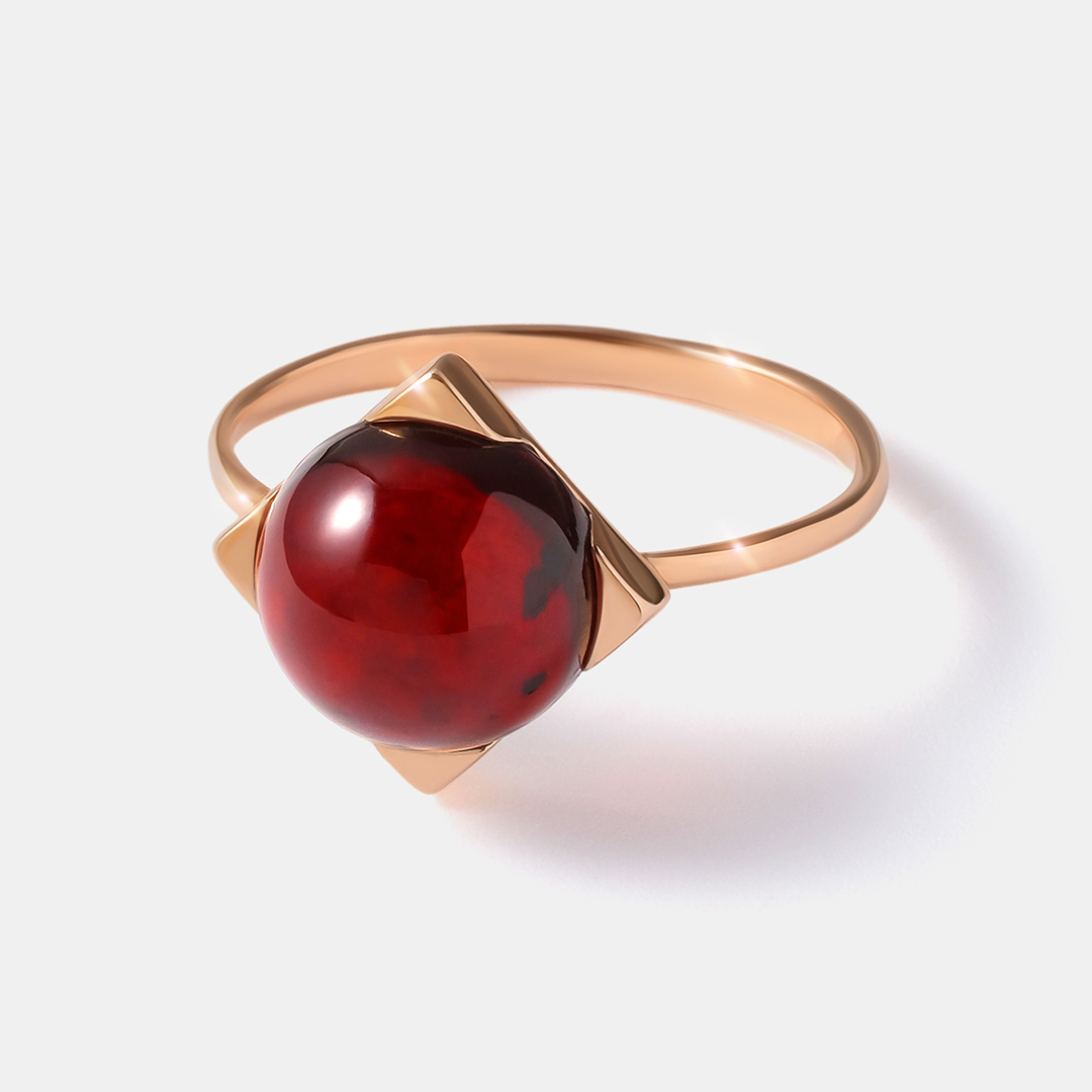 Серебряное кольцо с янтарем