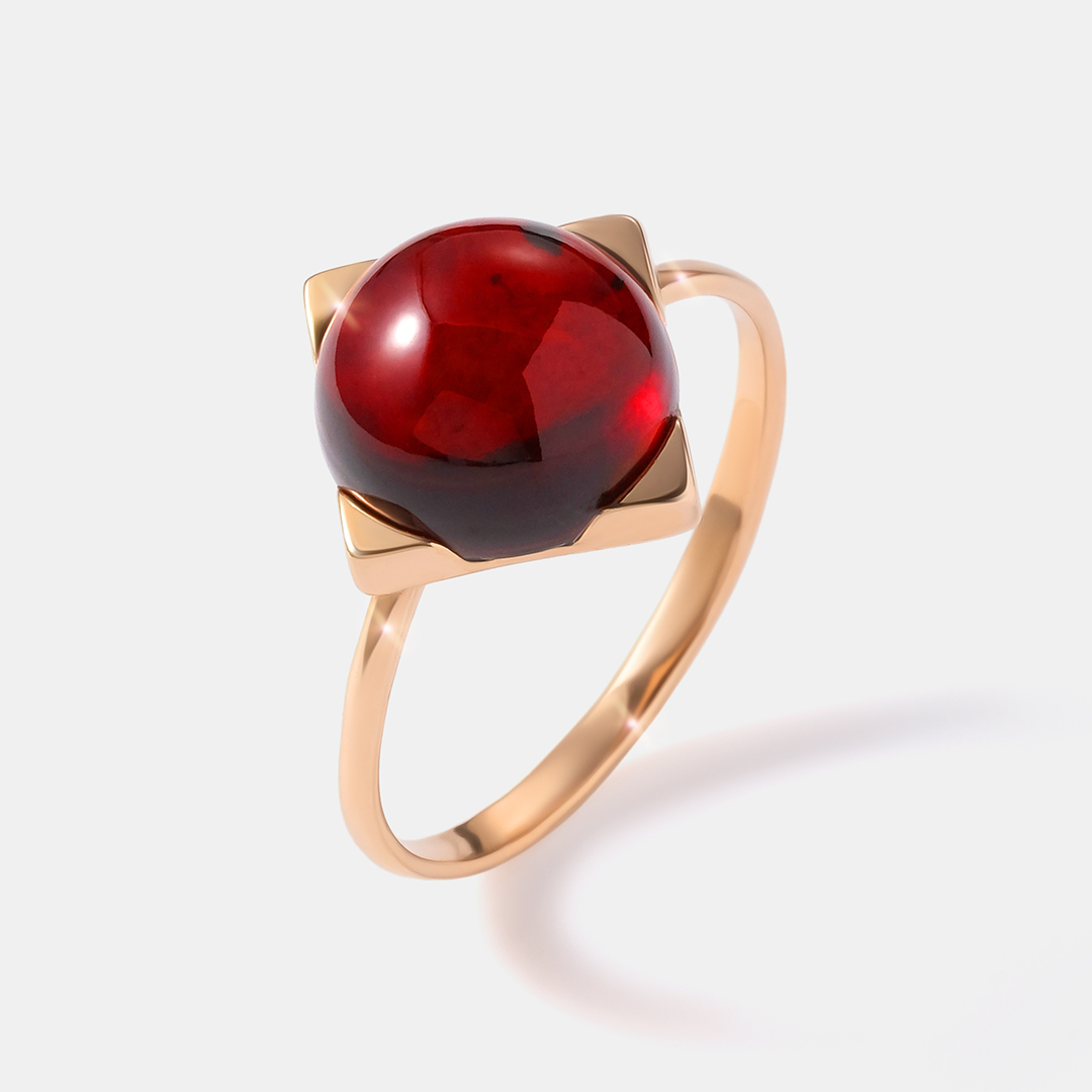 Серебряное кольцо с янтарем