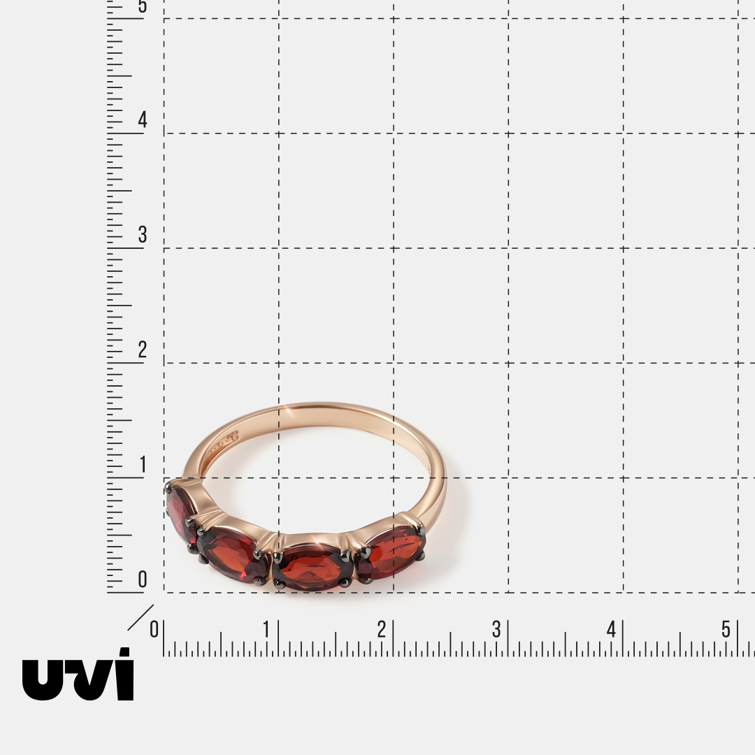 Серебряное кольцо с гранатами
