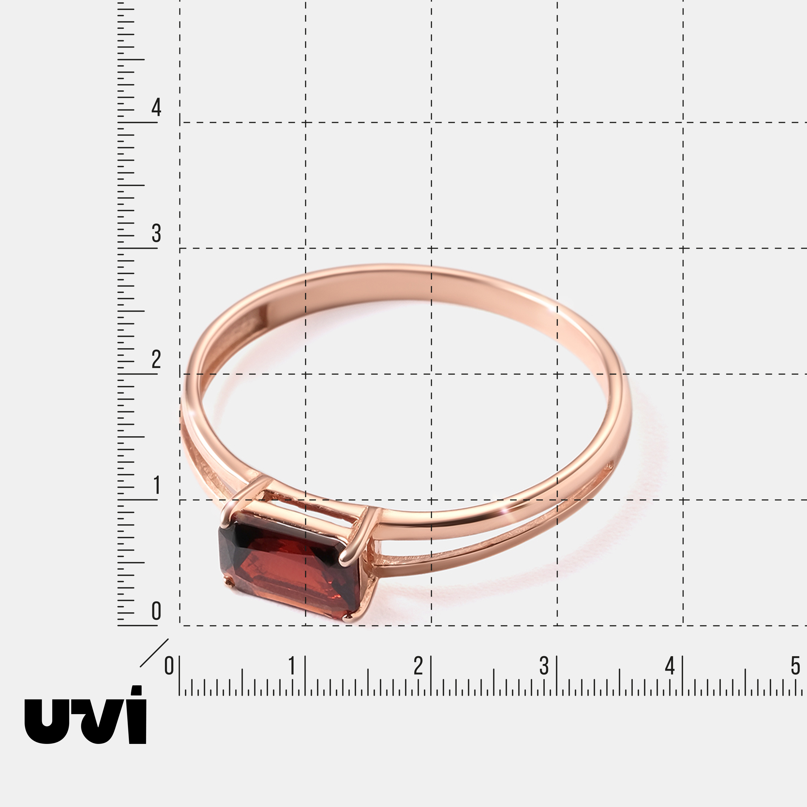 Серебряное кольцо с гранатом