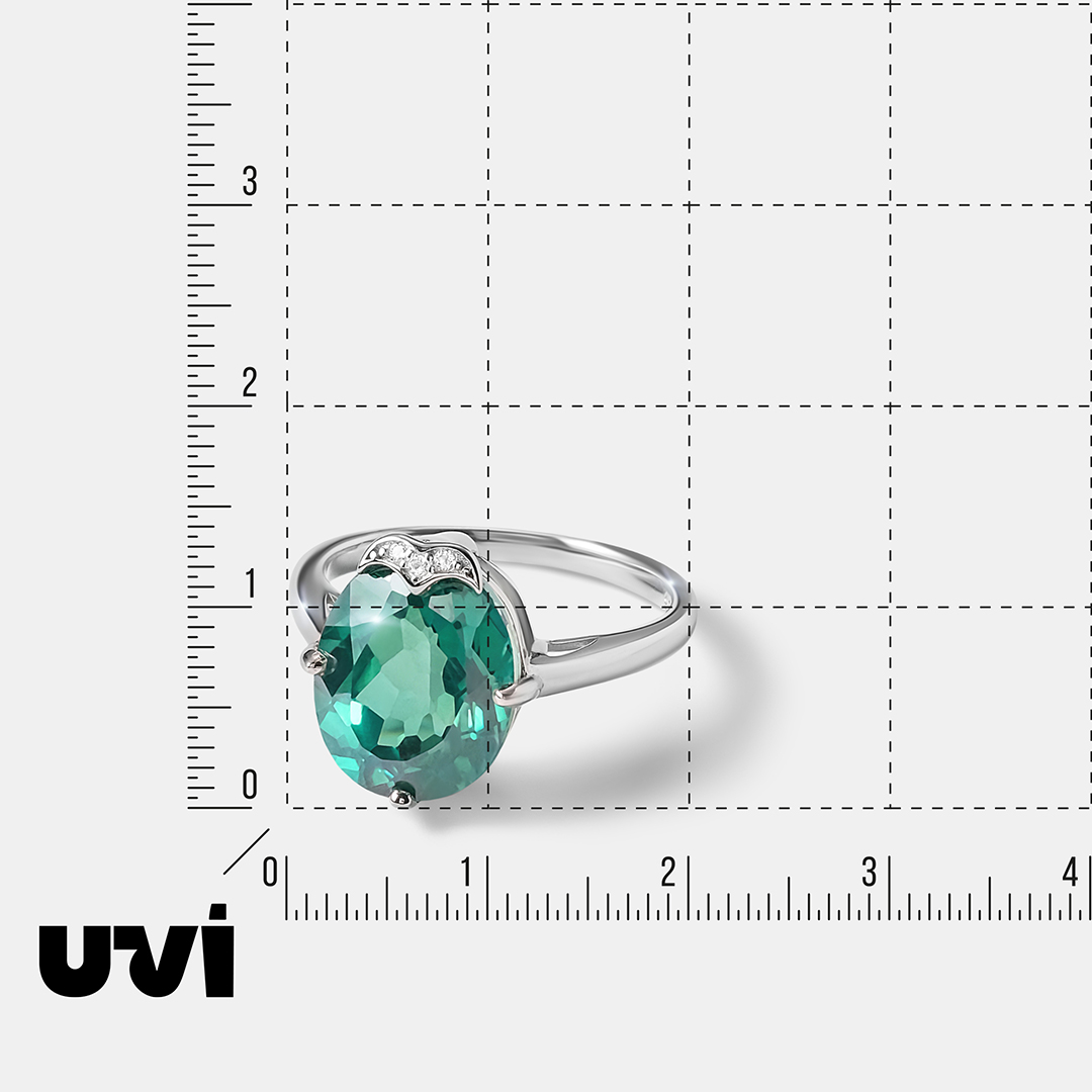 Серебряное кольцо с зеленым топазом