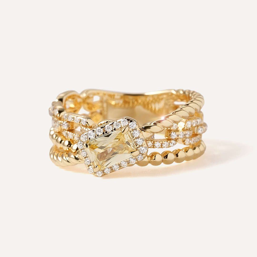 Серебряное кольцо с кубическим цирконием