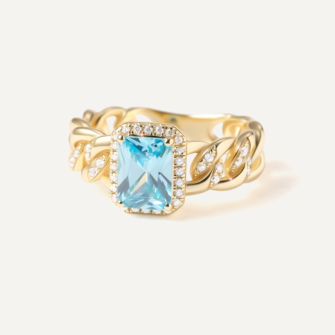 Серебряное кольцо с кубическим цирконием