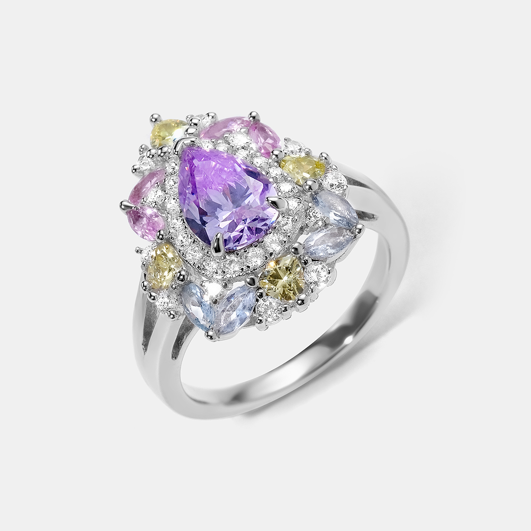 Серебряное кольцо с кубическим цирконием