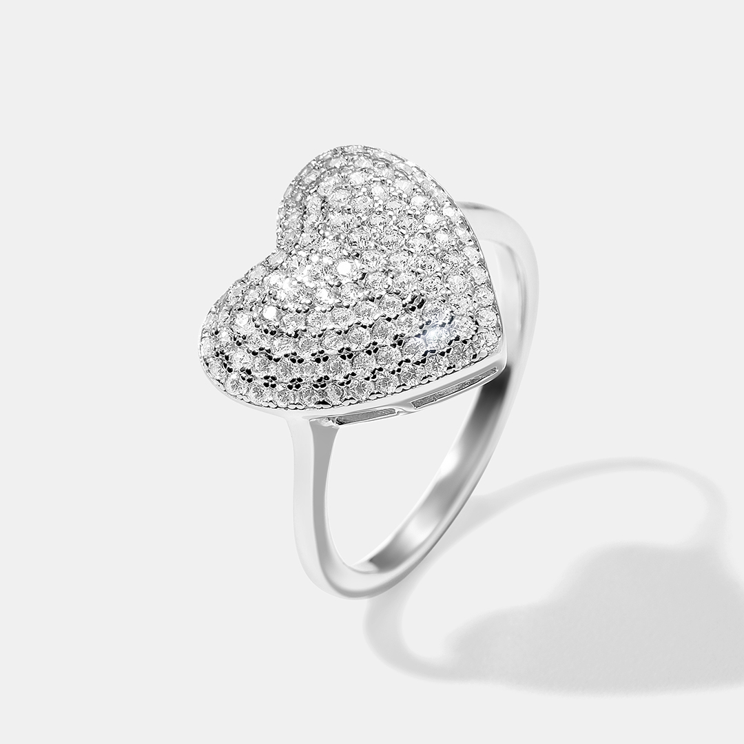 Серебряное кольцо с кубическим цирконием "Сердце"