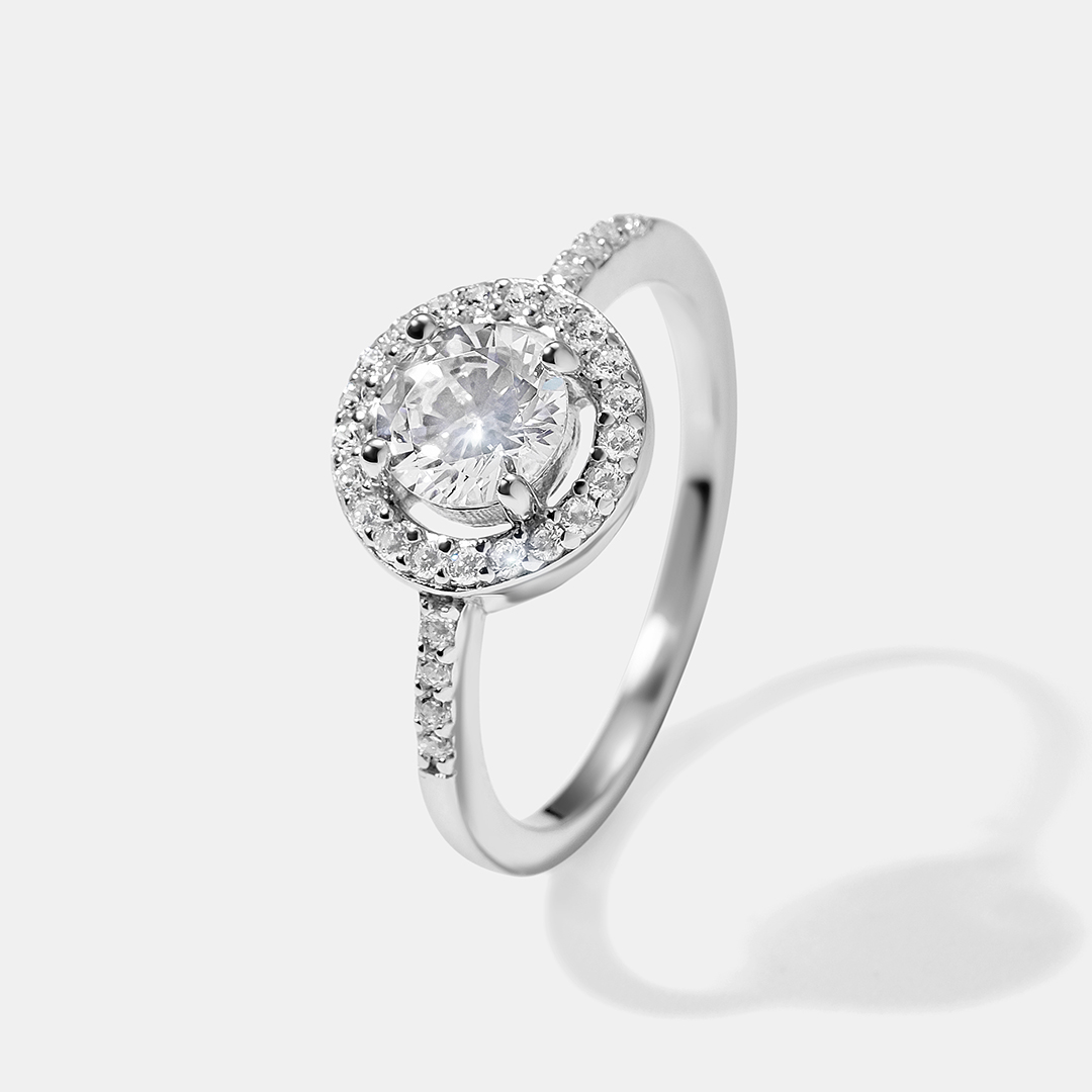 Серебряное кольцо с кубическим цирконием