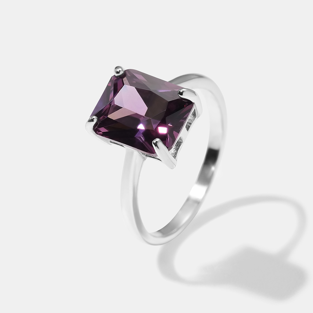 Серебряное кольцо с кубическим цирконием