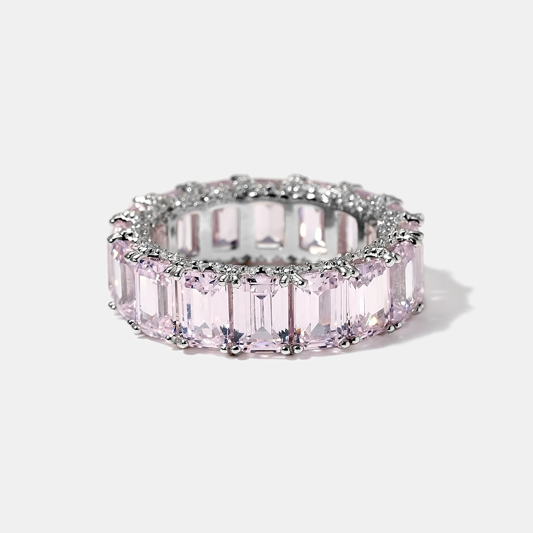 Серебряное кольцо с кубическим цирконием