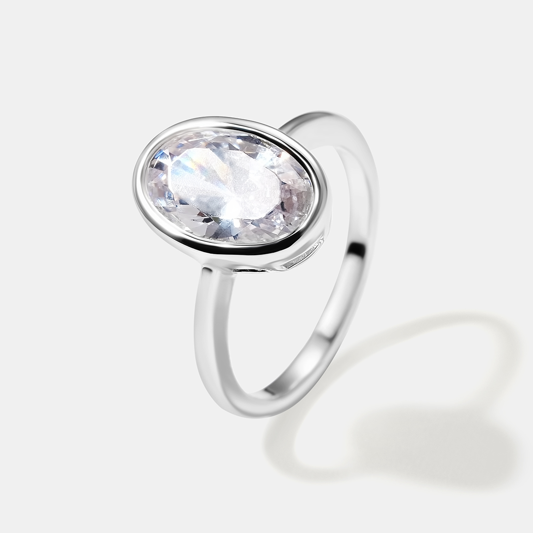 Серебряное кольцо с кубическим цирконием