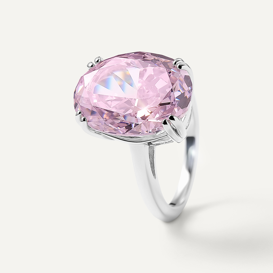 Серебряное кольцо с кубическим цирконием