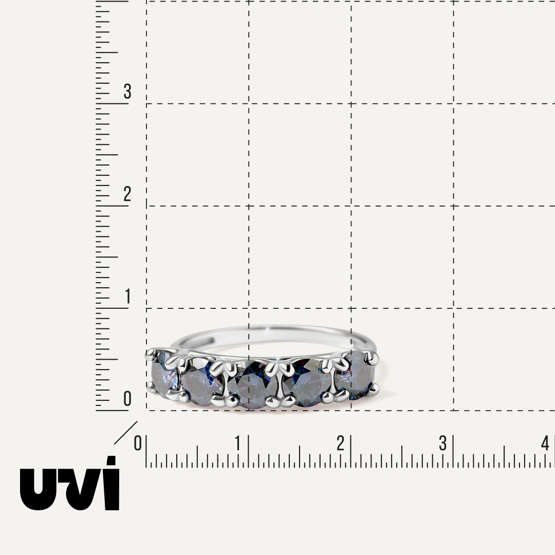 Серебряное кольцо с фиолетовыми муассанитами