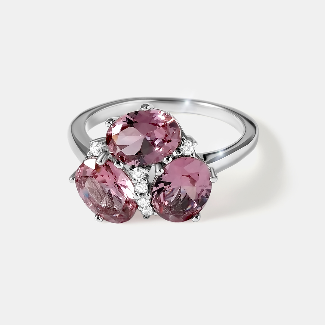 Серебряное кольцо с султанитами