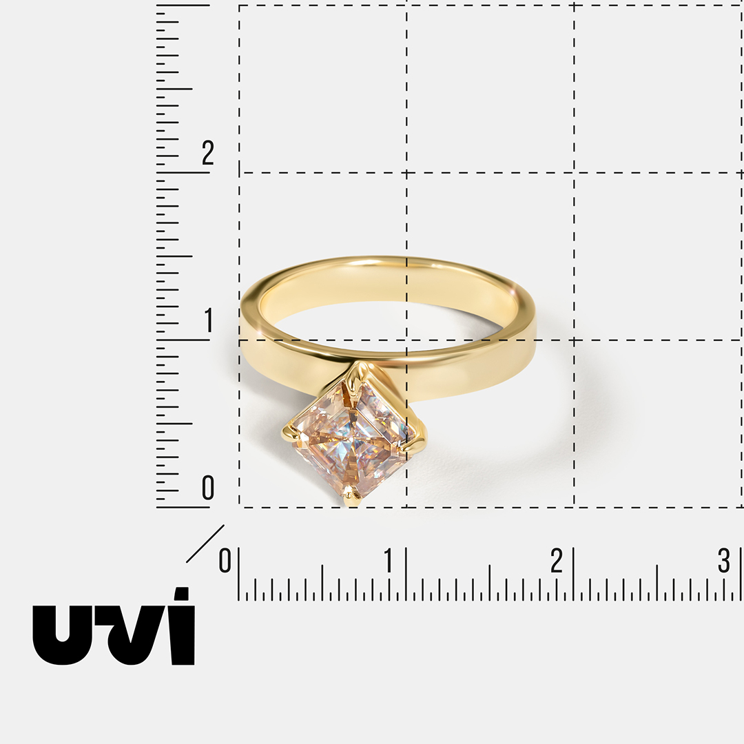 Серебряное кольцо с муассанитом