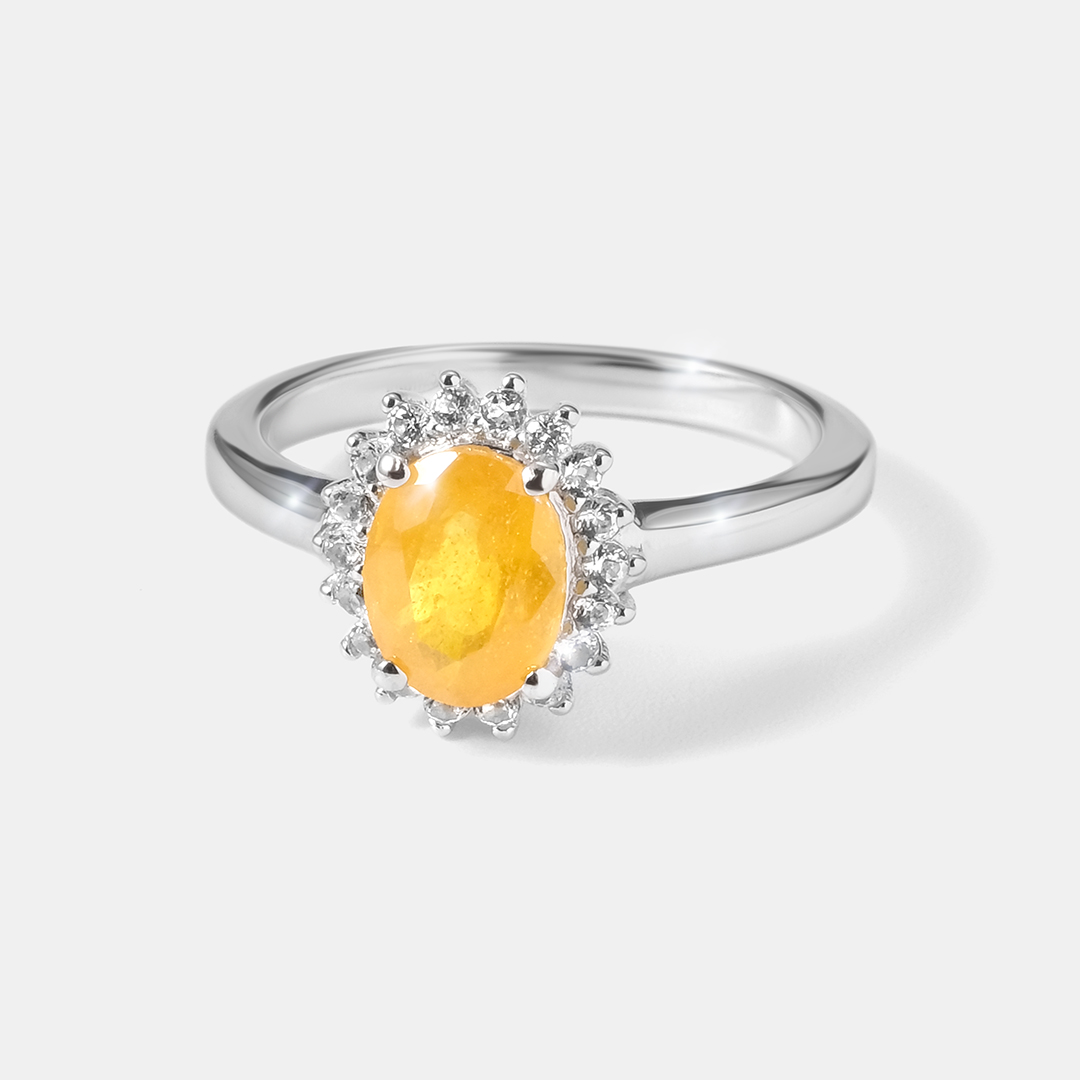 Серебряное кольцо с желтым сапфиром