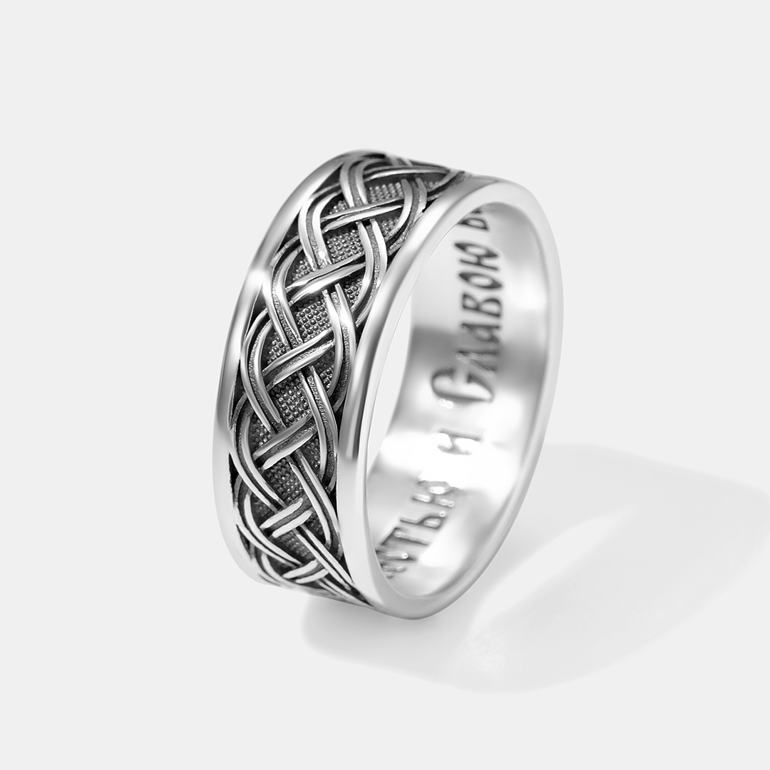 Серебряное кольцо