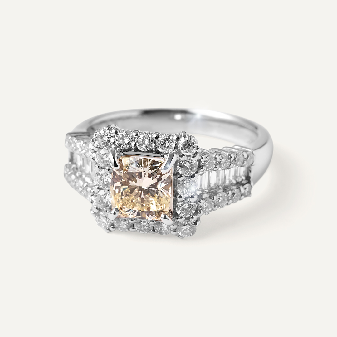 Кольцо из платины с бриллиантами