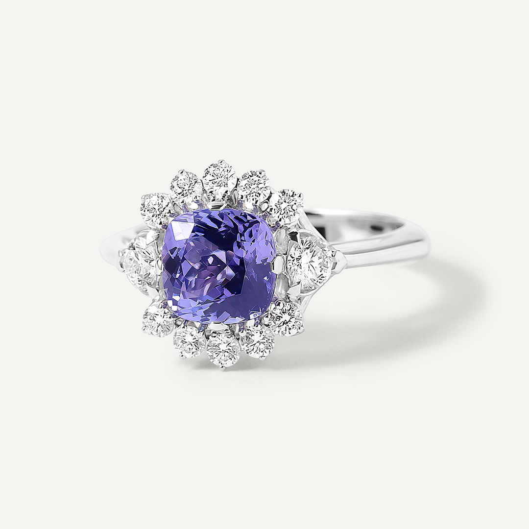 Кольцо из платины с танзанитом