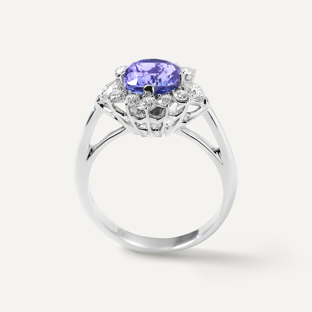 Кольцо из платины с танзанитом