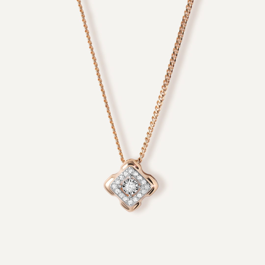 Подвеска из золота с бриллиантами