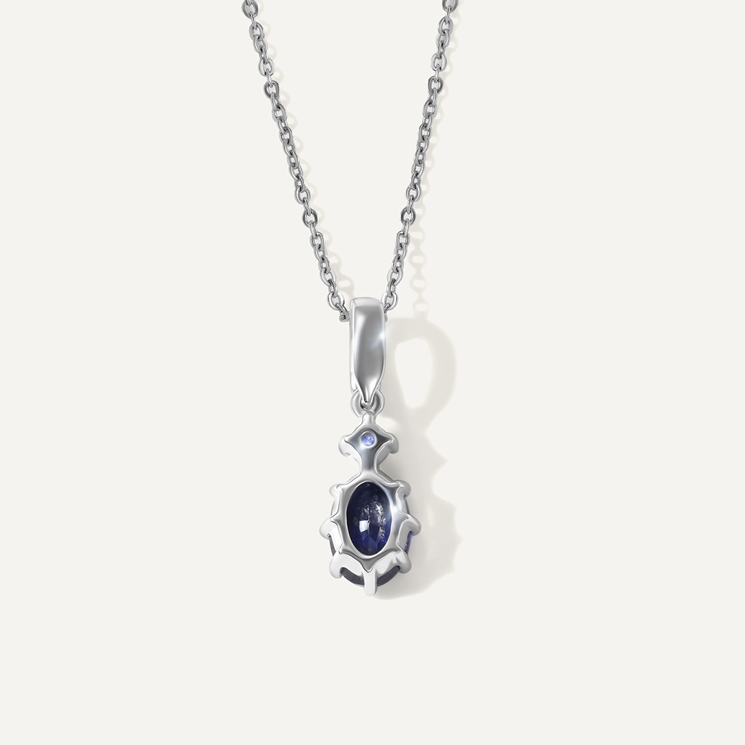 Серебряная подвеска с сапфирами