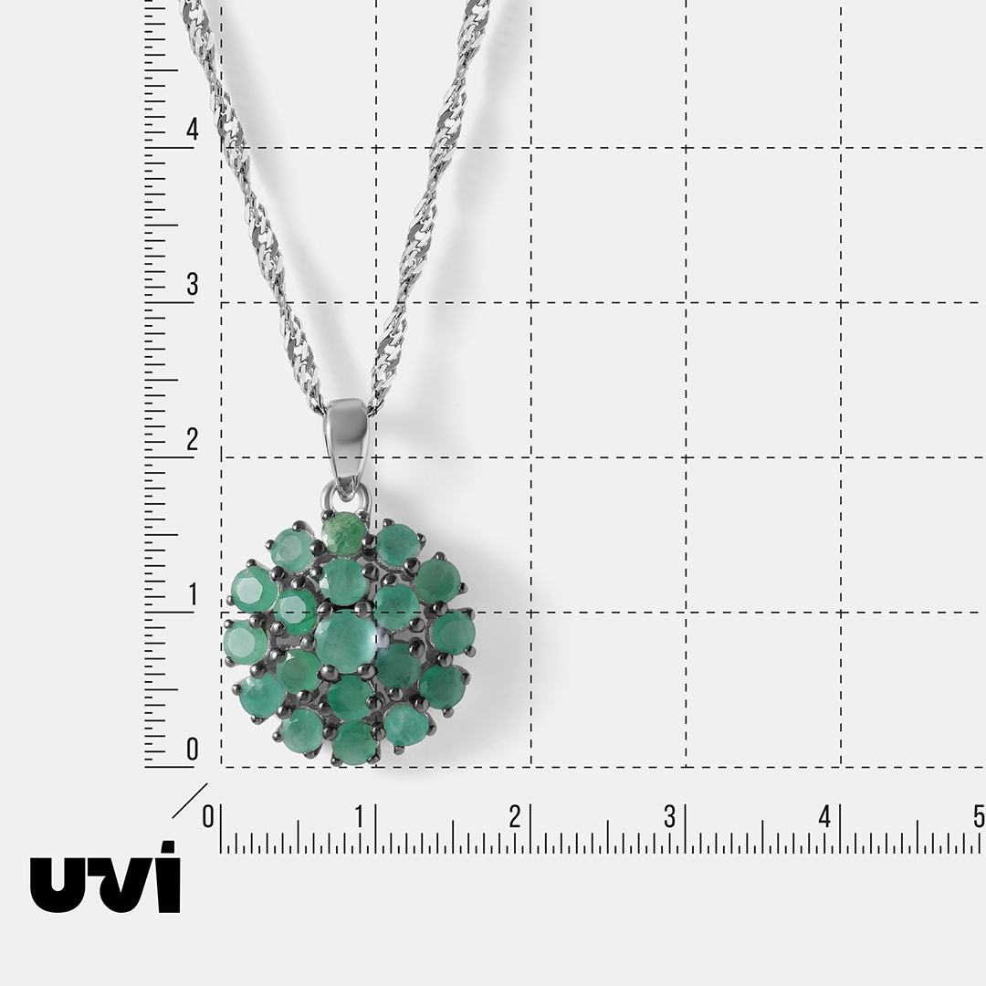 Серебряная подвеска с изумрудами