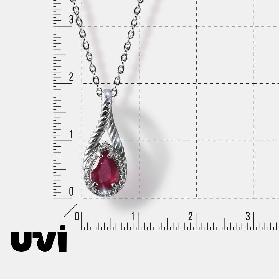 Серебряная подвеска с рубином