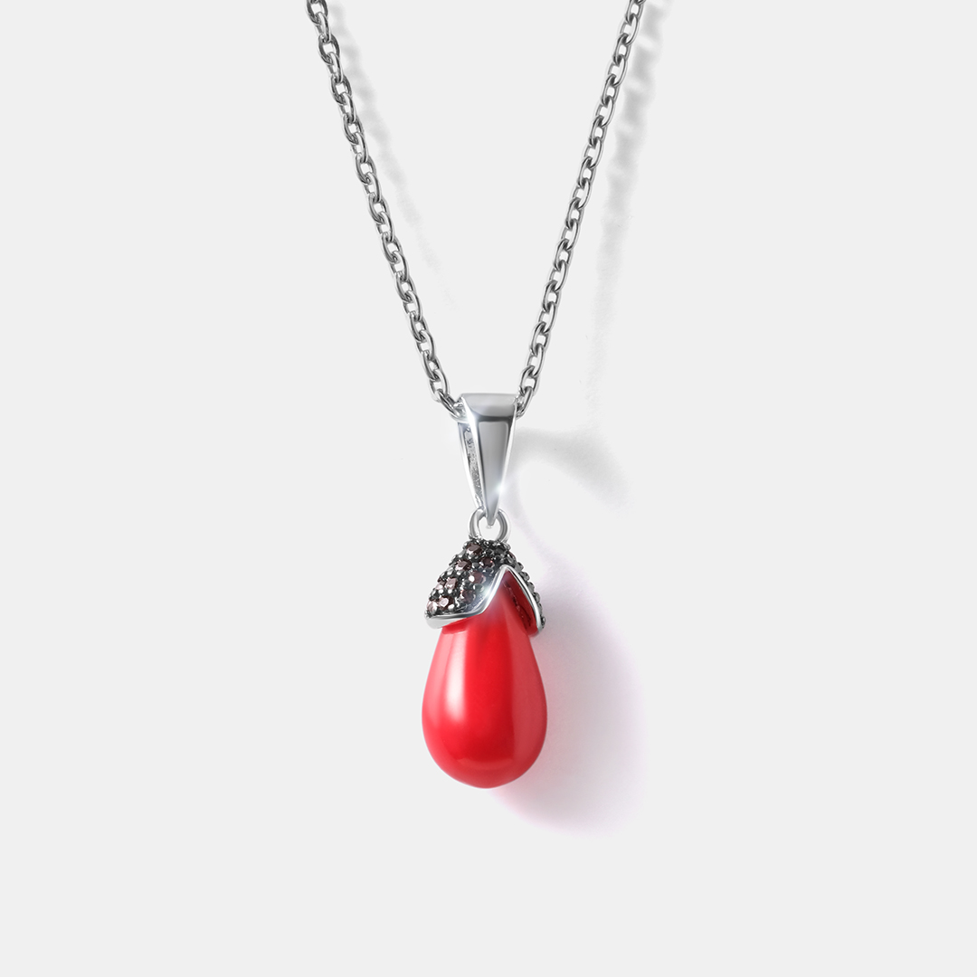 Серебряная подвеска с кораллом