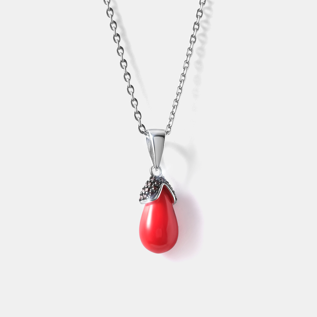 Серебряная подвеска с кораллом