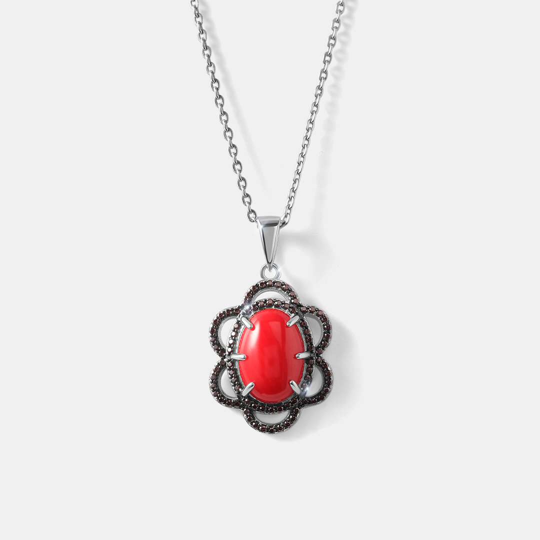Серебряная подвеска с кораллом