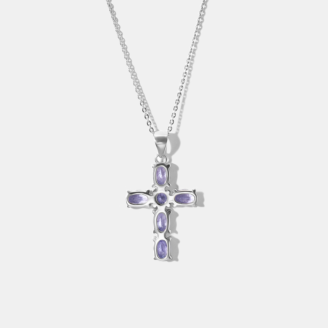 Серебряная подвеска-крест с танзанитами