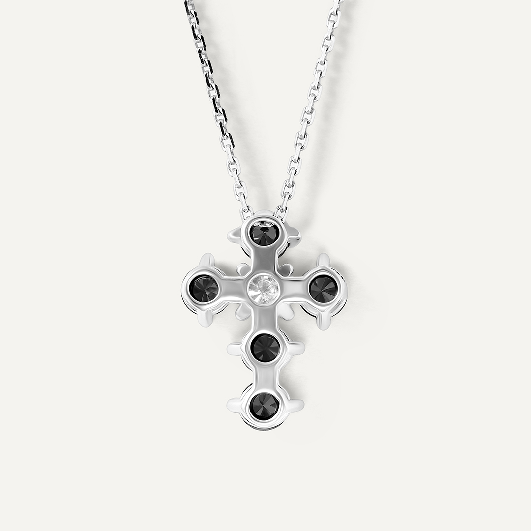 Серебряная подвеска-крест с муассанитом и черными турмалинами