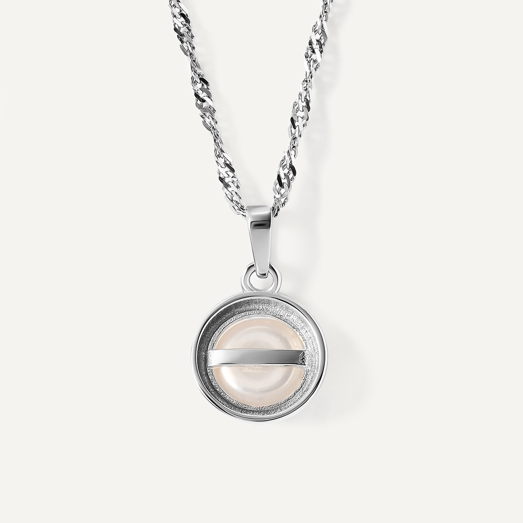 Серебряная подвеска с жемчугом