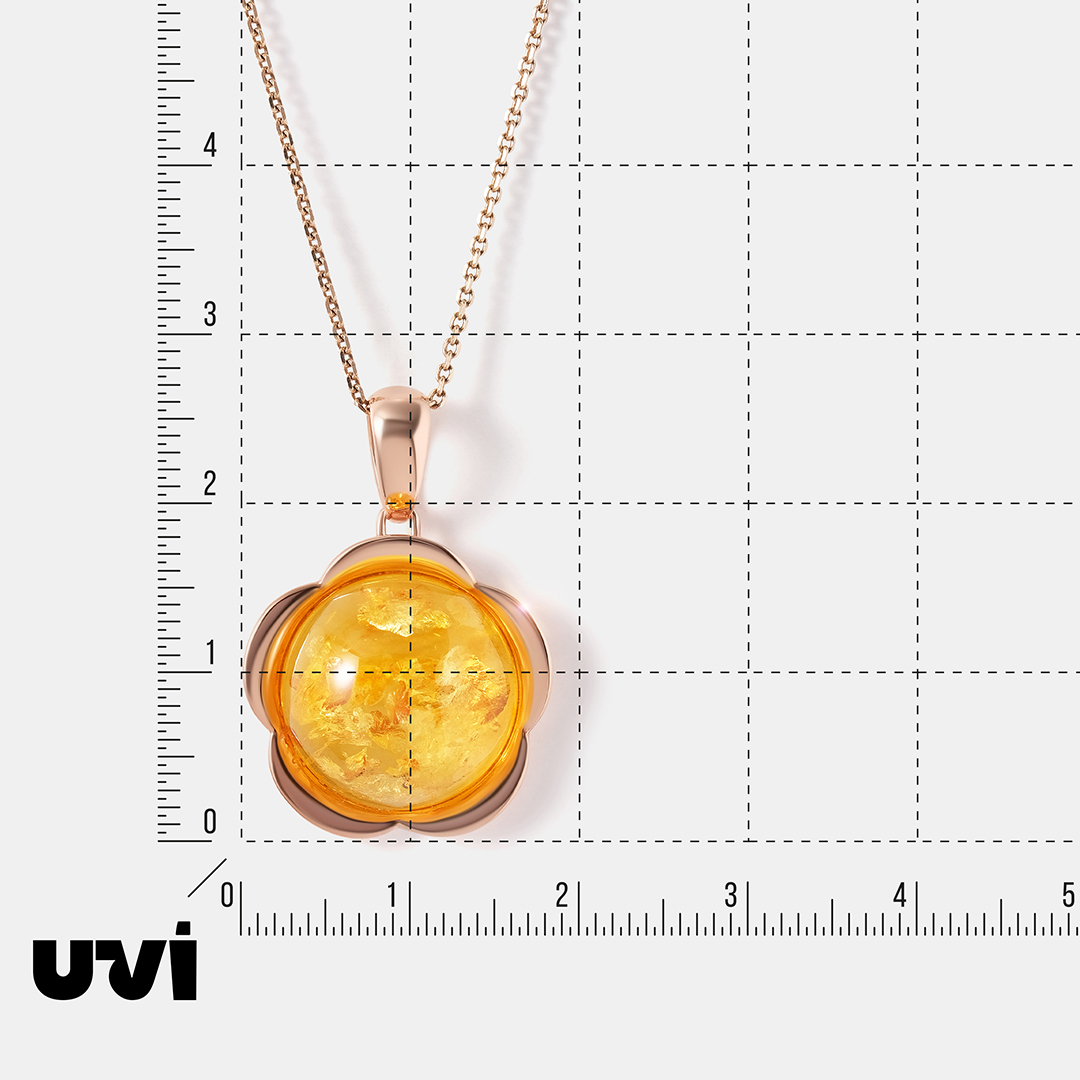 Серебряная подвеска с янтарем