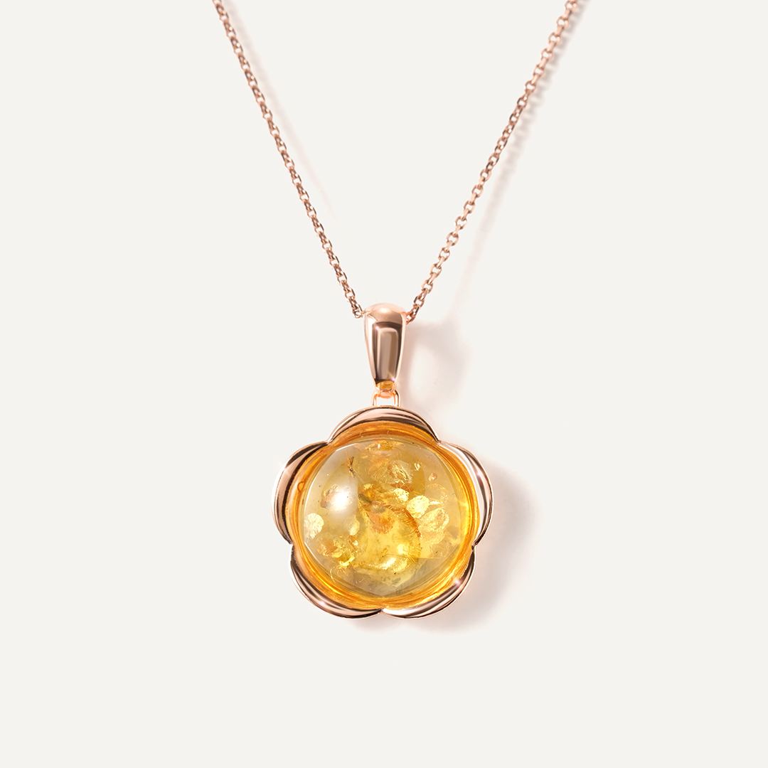 Серебряная подвеска с янтарем