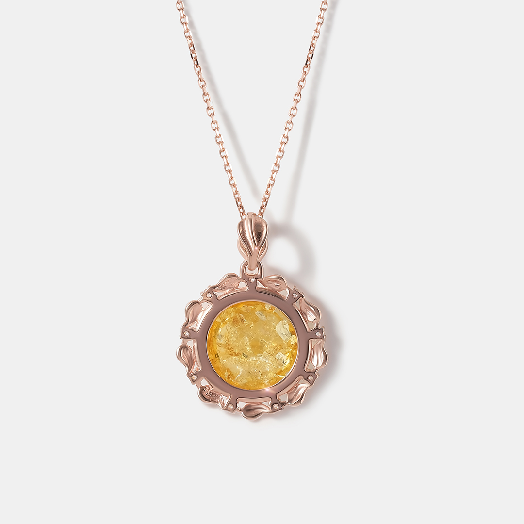 Серебряная подвеска с янтарем