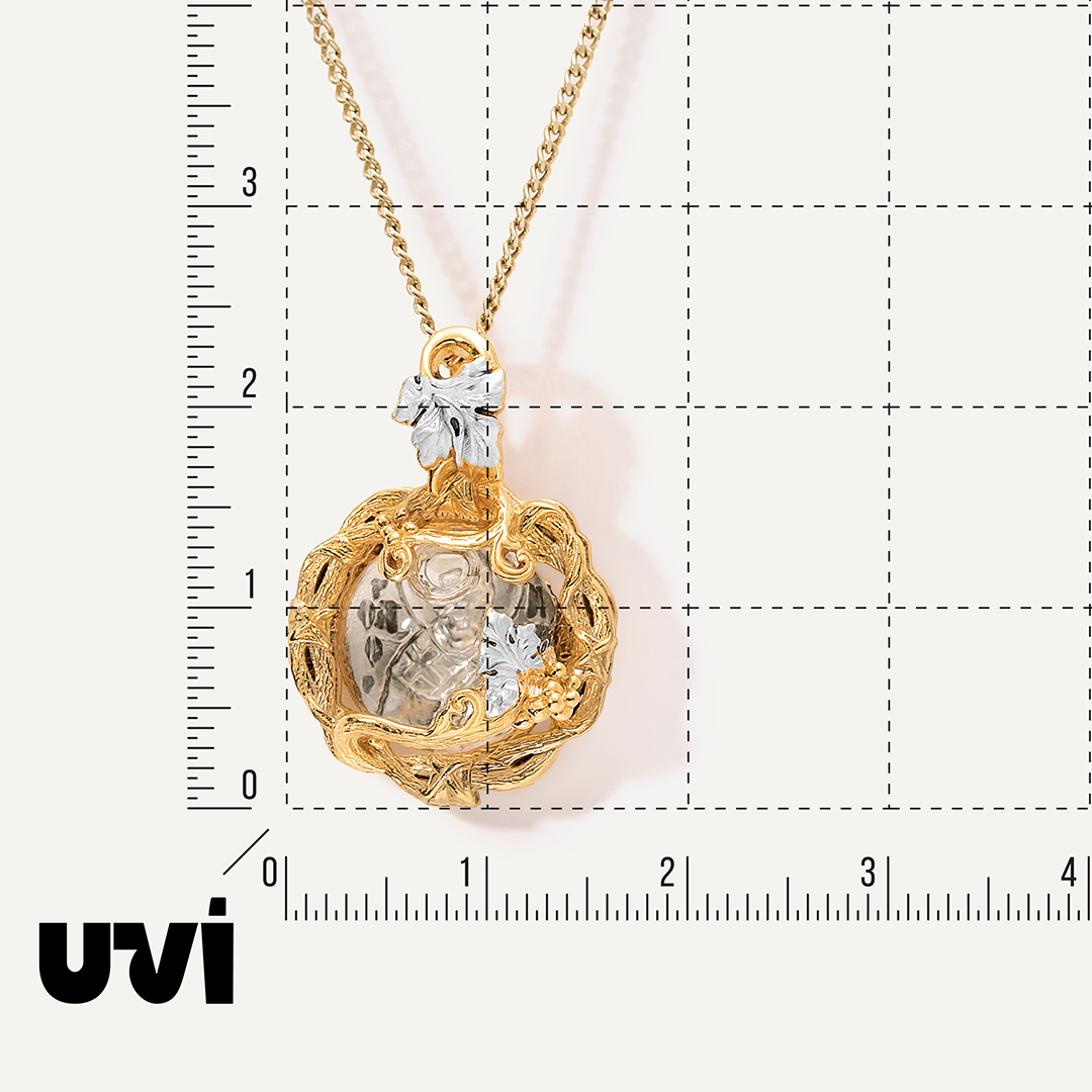 Серебряная подвеска с ювелирным стеклом "Икона святителя Николая Чудотворца с Миро (Лоза)"