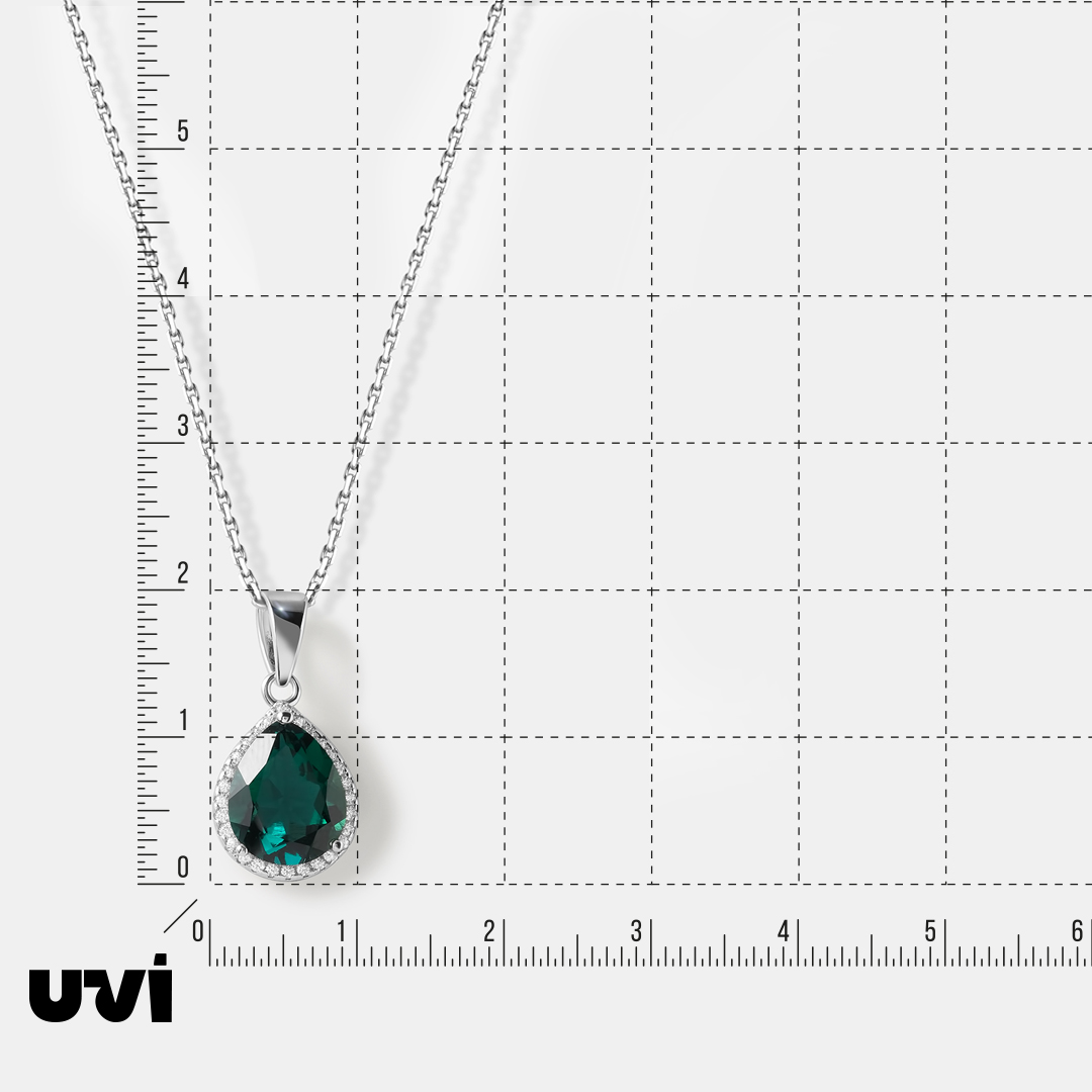 Серебряная подвеска с выращенным изумрудом