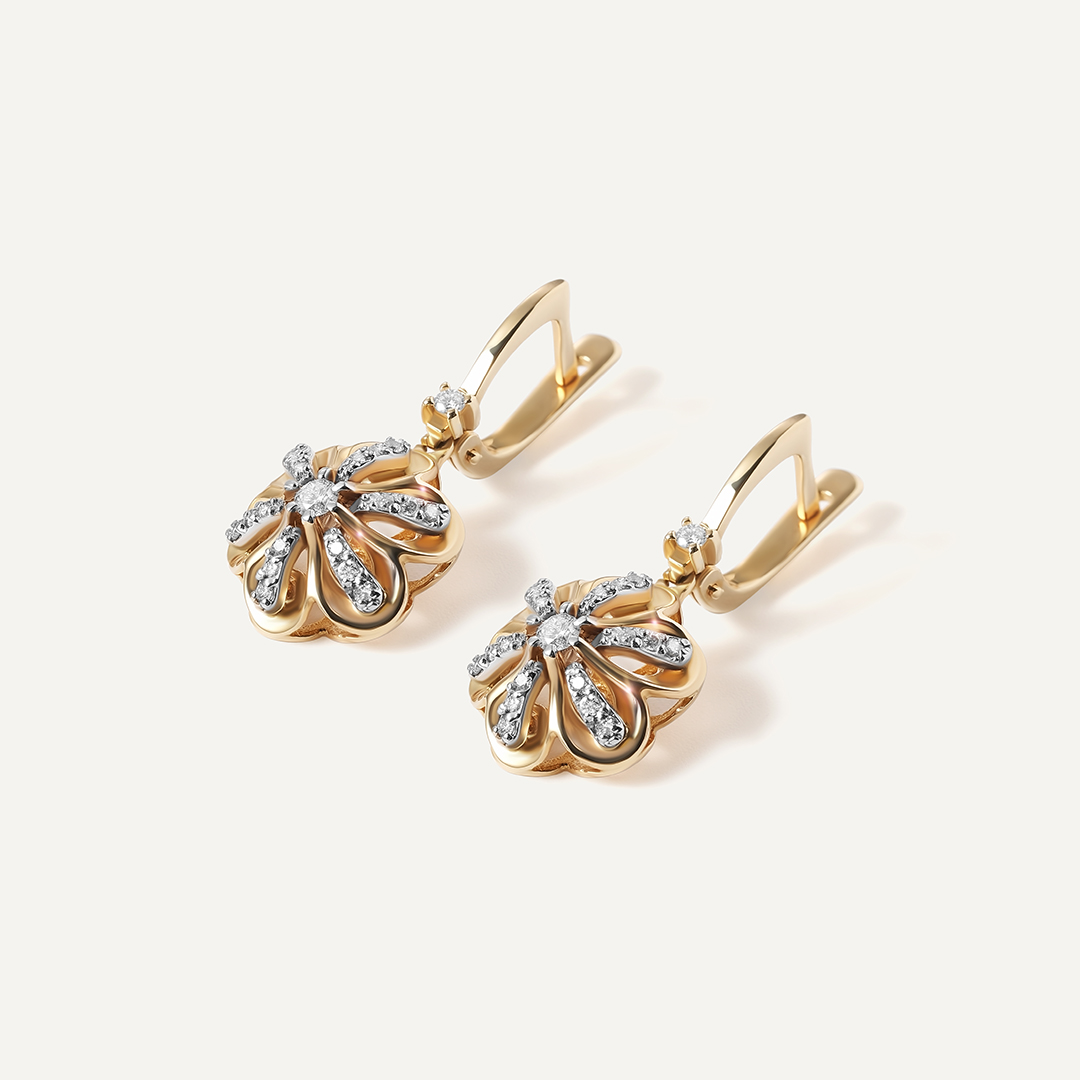 Серьги из комбинированного золота с бриллиантами "Цветы"