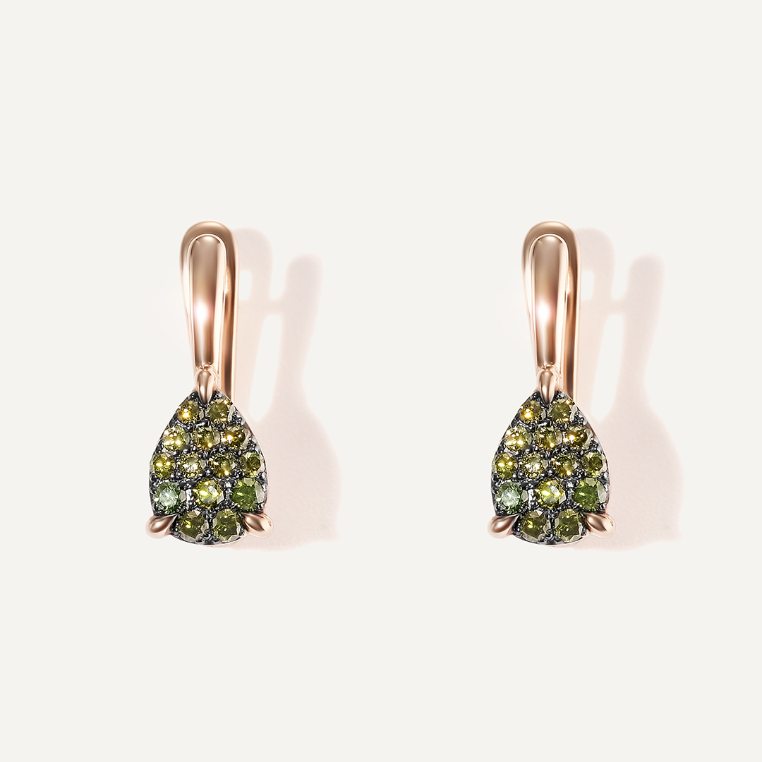 Серьги из золота с зелеными бриллиантами