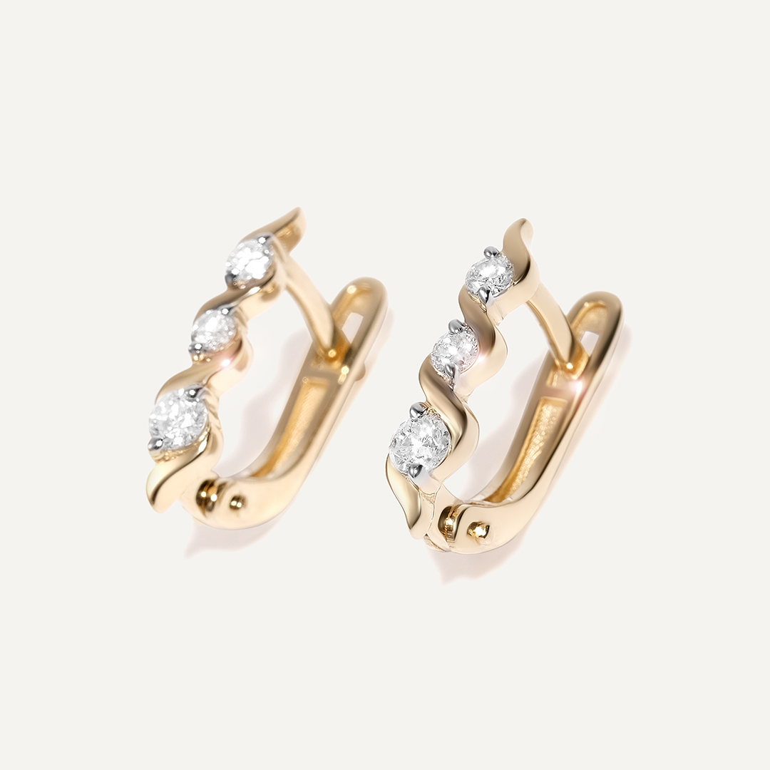 Серьги из желтого золота с бриллиантами