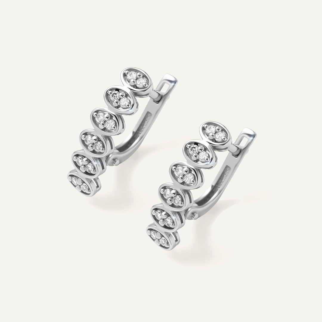 Серьги из белого золота с бриллиантами