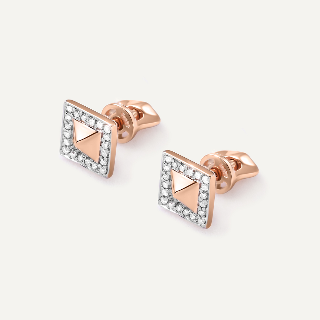 Серьги-пусеты из золота с бриллиантами