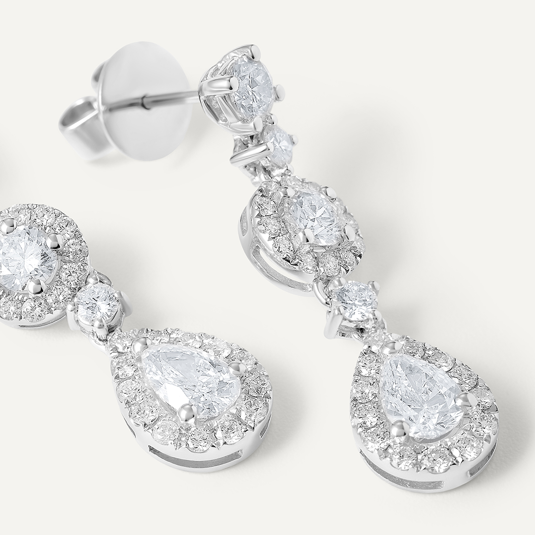 Серьги из белого золота с бриллиантами