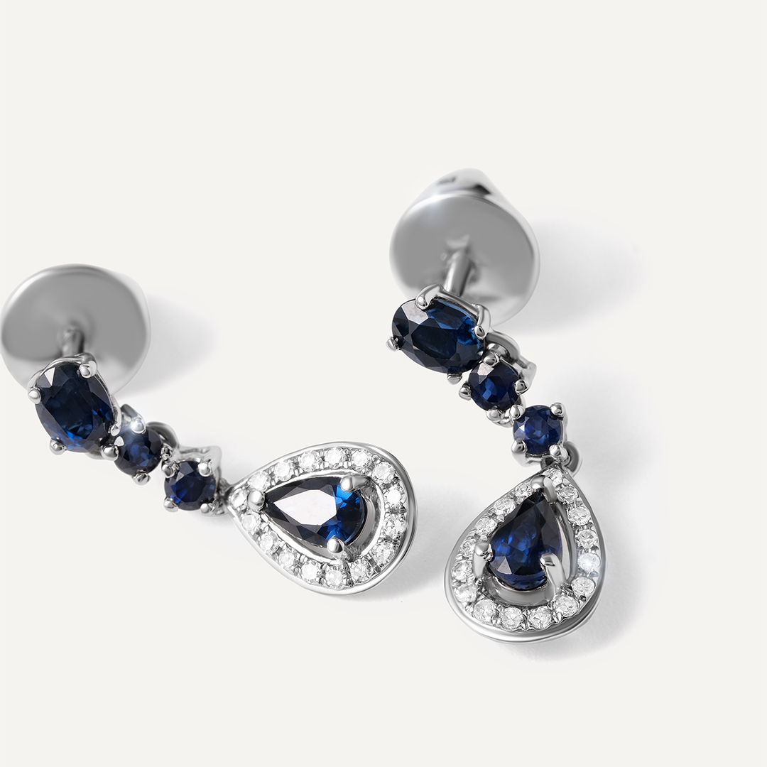 Серьги из белого золота с сапфирами